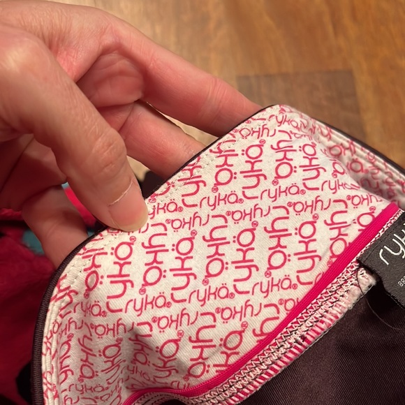 BNWOT Ryka plum colored Capri - Picture 10 of 15